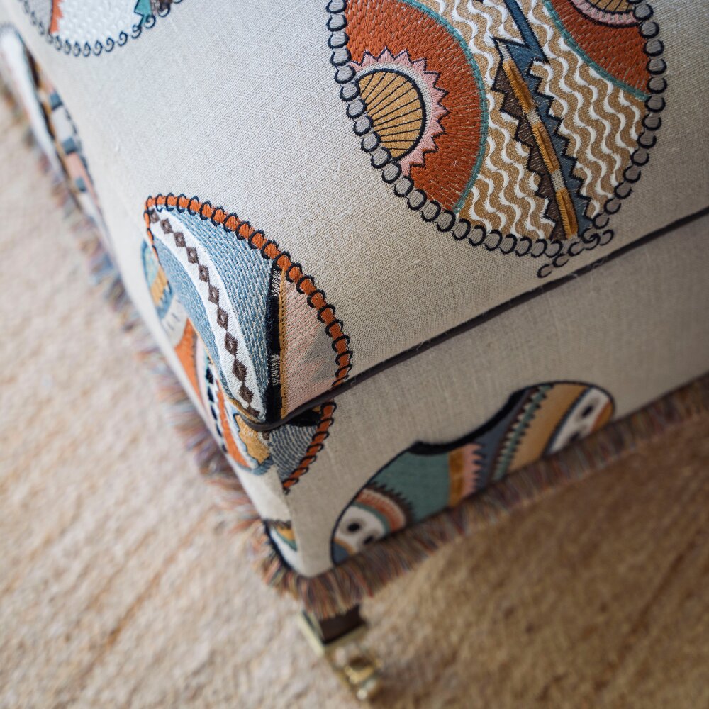 Barbican_Chair_closeup1