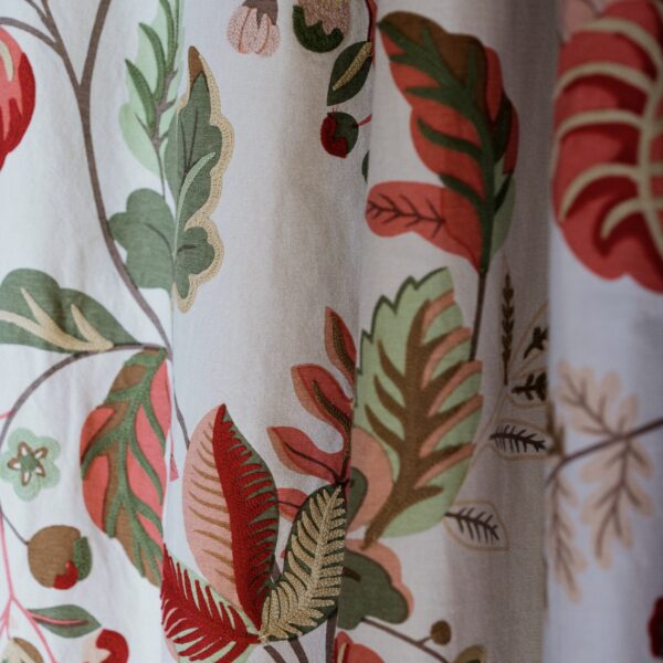Untitled design - Eglantine-rose