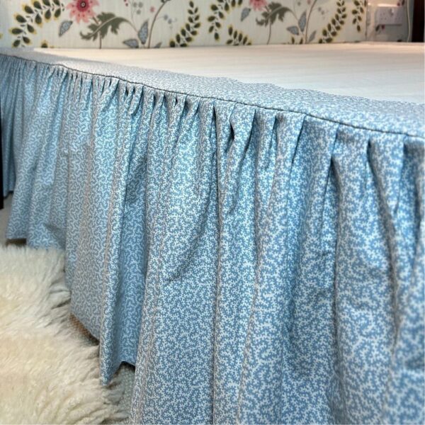 Petra Beck valance