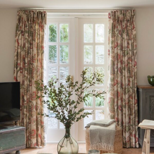 Poppinjay Linen Curtains Rosa Mundi