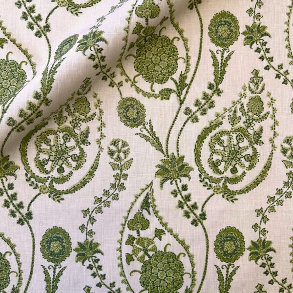 Delfyn Paisley - Parsley