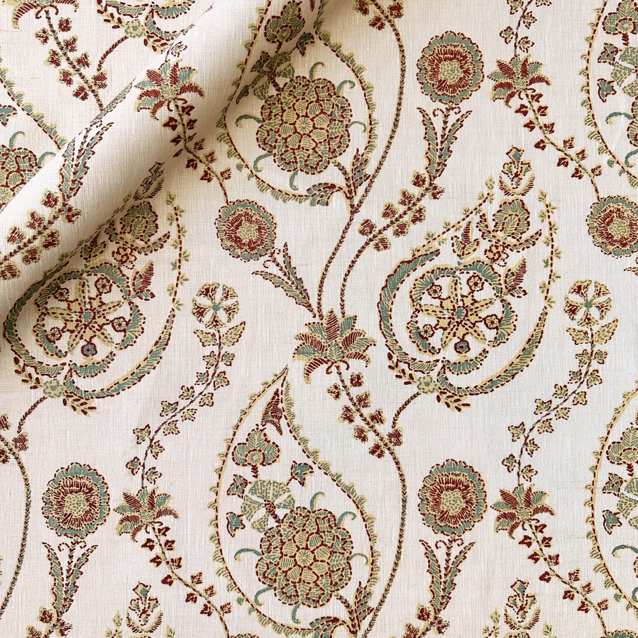 Delfyn Paisley - Sorrel