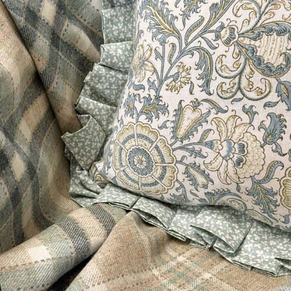 moniaive-mist-drape