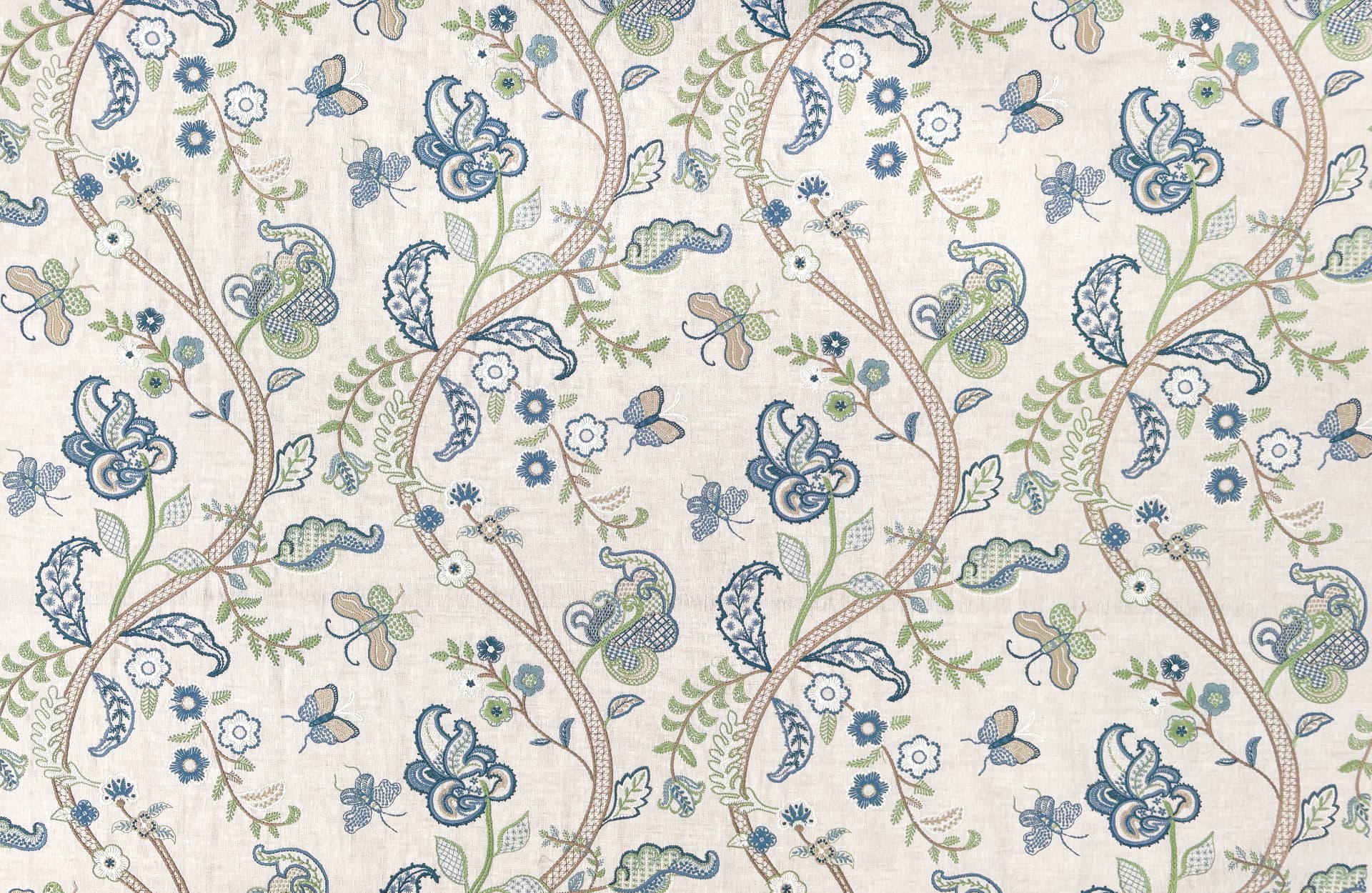 vyne-meadow-2-wide
